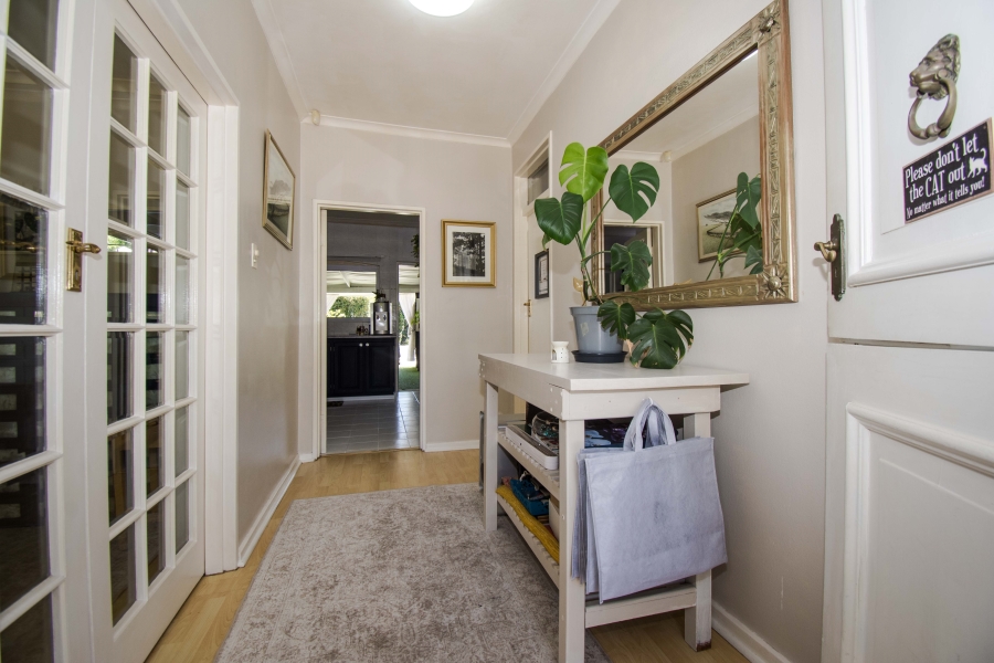 4 Bedroom Property for Sale in Parel Vallei Western Cape